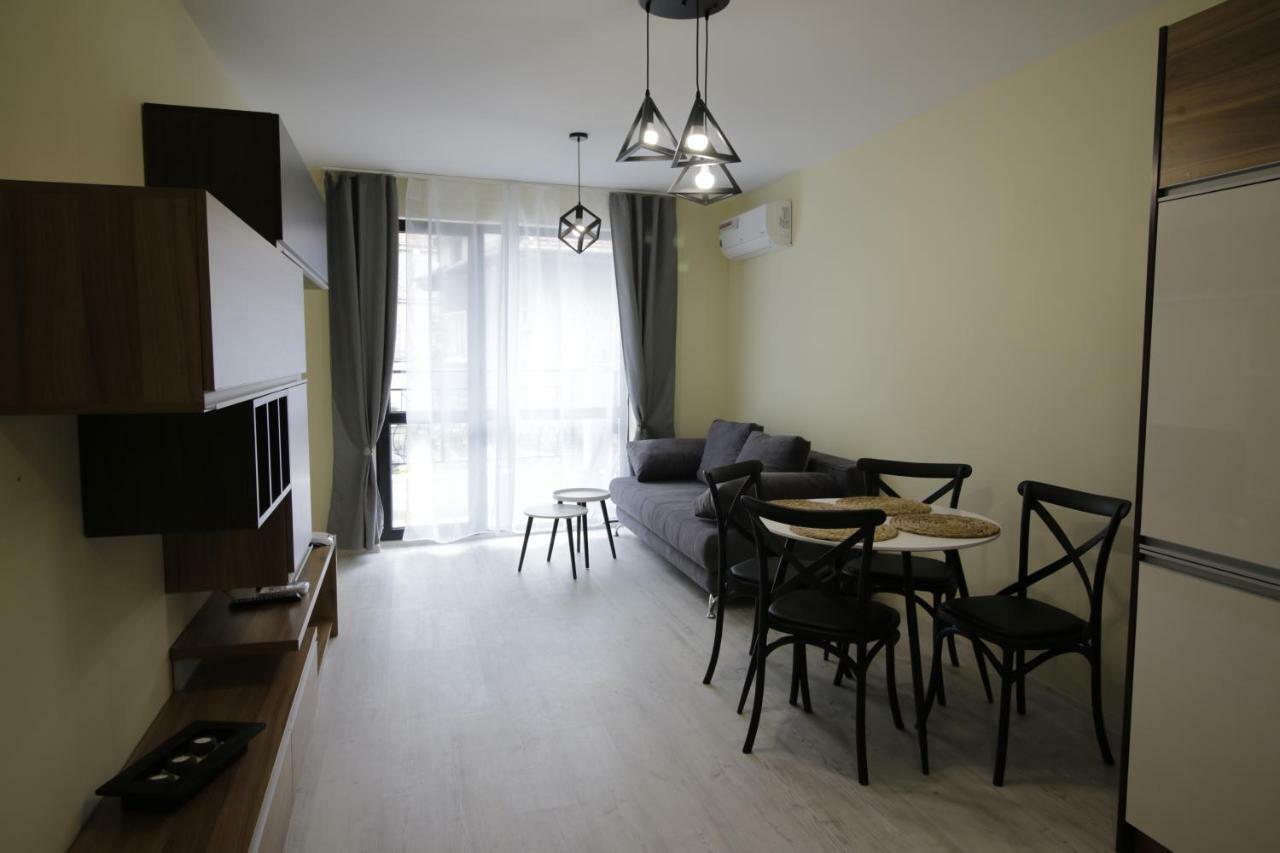 La Familia Apartments Варна Екстер'єр фото